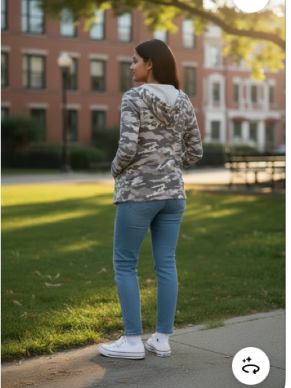 Chaser Women's Gray Camouflage Zip Hoodie Jacket
A1 - Picture 3 of 16